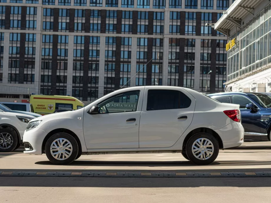 Renault Logan 2018