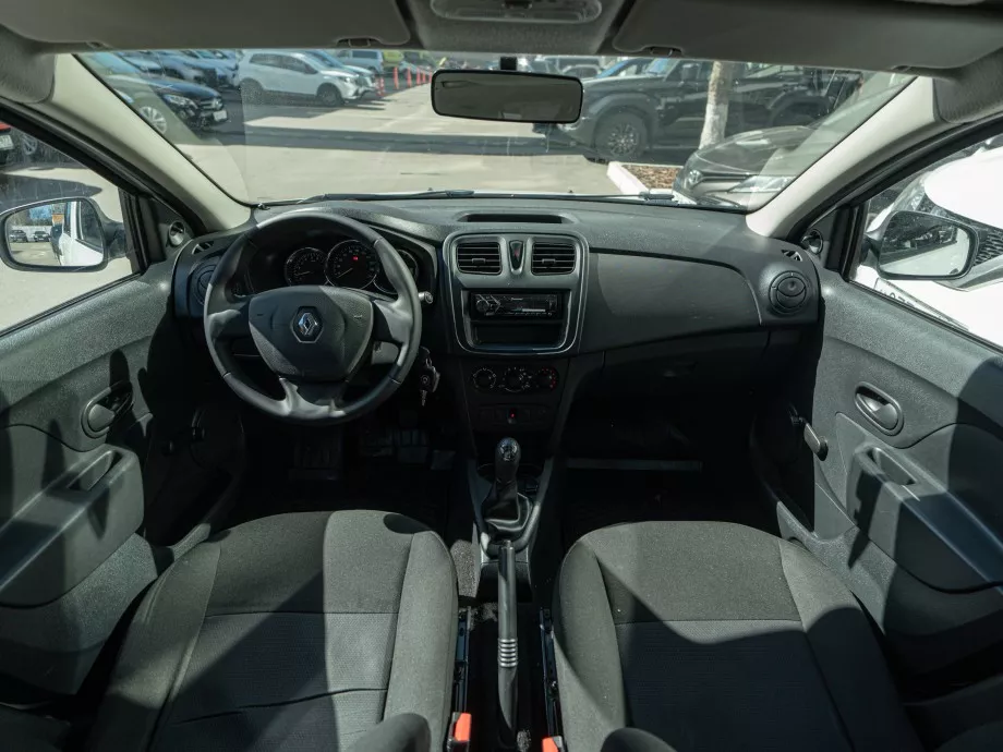 Renault Logan 2018