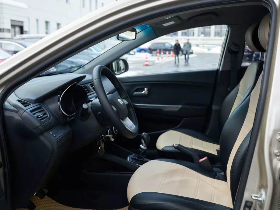 KIA Rio 2012