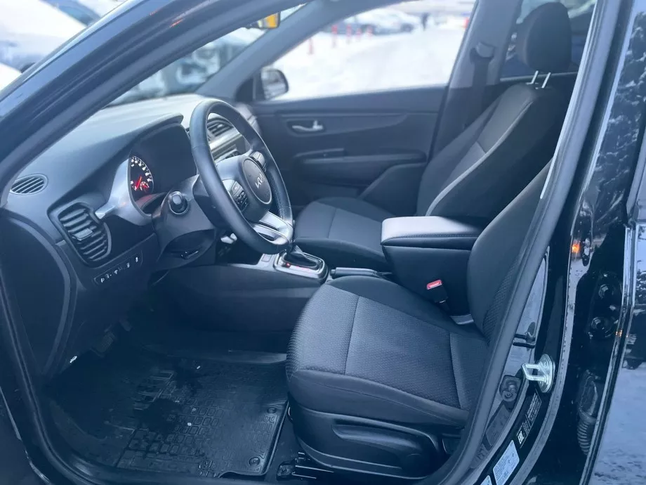 KIA Rio X 2021