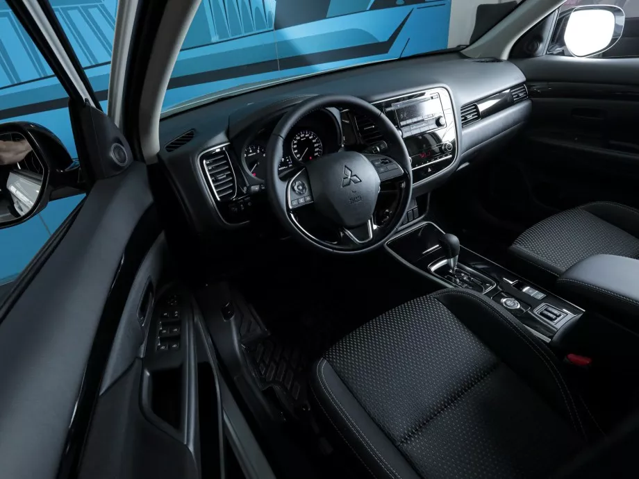 Mitsubishi Outlander 2022