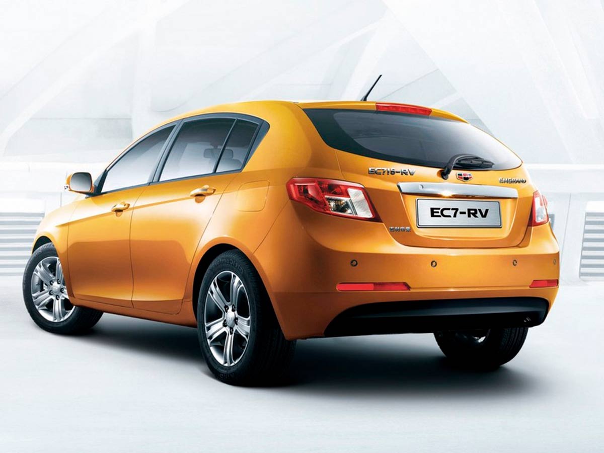 Emgrand EC7 Хэтчбек