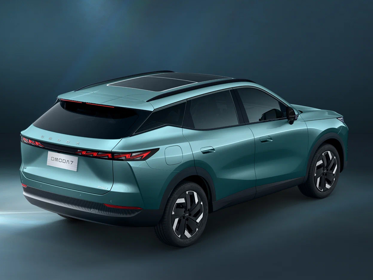 Omoda C7