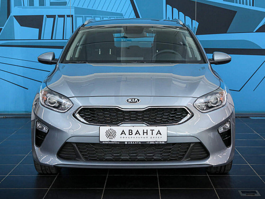 Kia Ceed SW Luxe 1.6 AT 128 л.c. авт. бензин