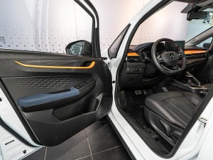 Livan X3 Pro Лакшери 1.5 CVT