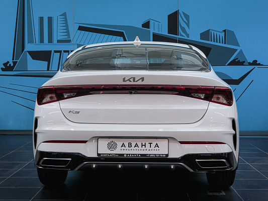 kia k5 white comfort 20