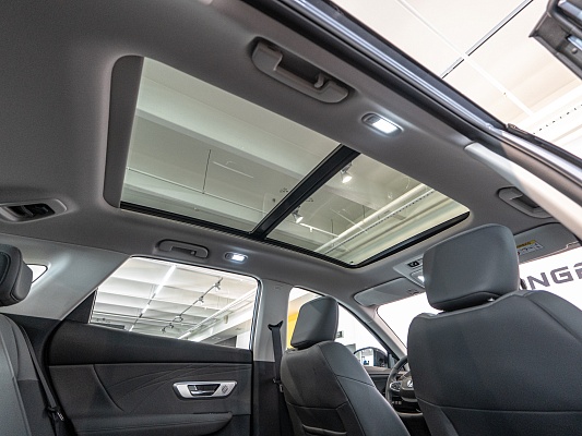 Dongfeng Huge Executive 1.5 AMT Silver Black