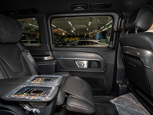 Mercedes-Benz V-class Exclusive 2.0 AT Black
