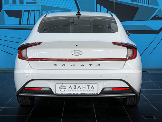 Hyundai Sonata Comfort 2.0 AT 150 л.c. авт. бензин