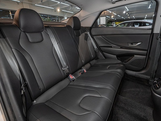 Hyundai Elantra NEW TOP 1.5 CVT White