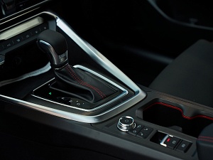 Kaiyi E5 Лакшери Спорт (Luxury Sport) 1.5 CVT