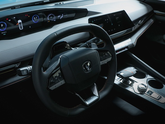 Changan UNI-V DLX 1.5 AMT Silver