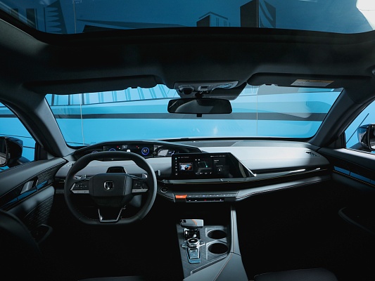 Changan UNI-V DLX 1.5 AMT Silver